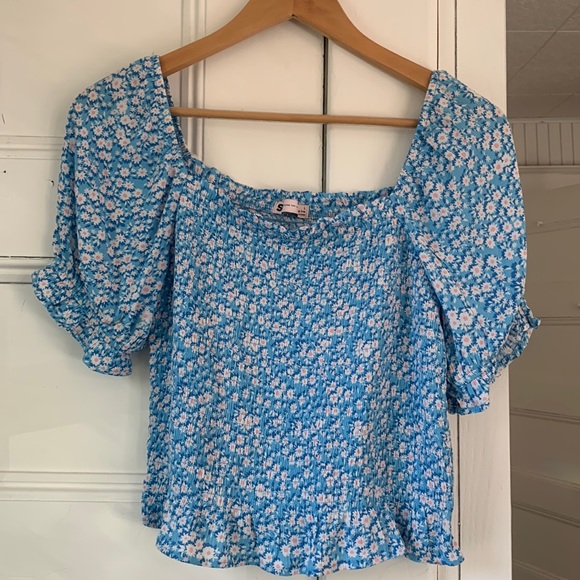 SO Tops - NWT L smocked Crop Top